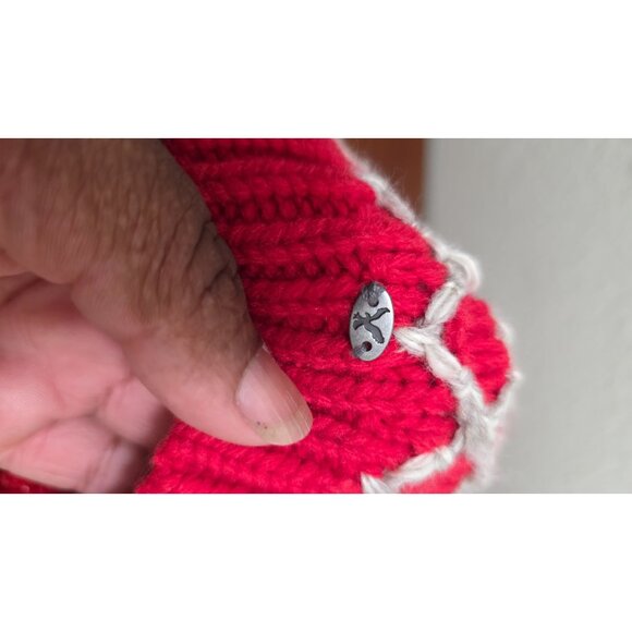 American Eagle Unisex Knit Winter Beanie Hat With Pom Pom Red & White Geometric - Picture 5 of 5